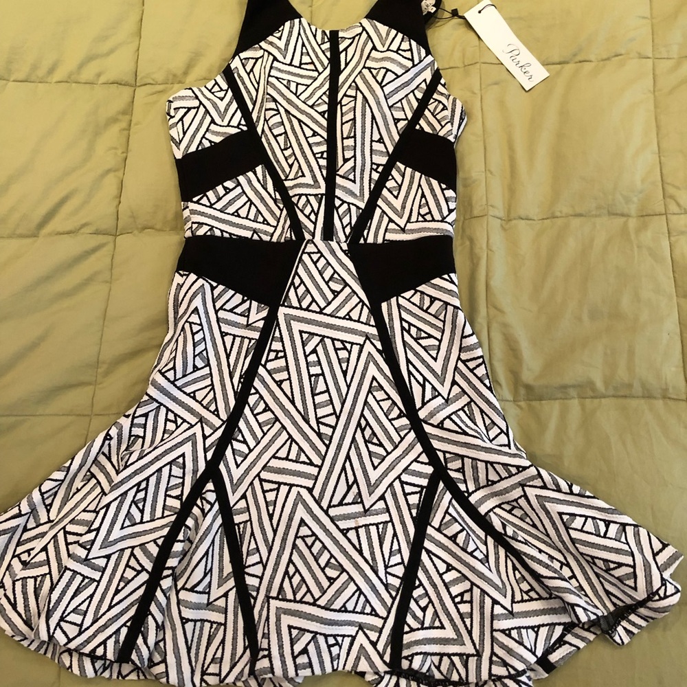 Parker stretch black and white pattern dress